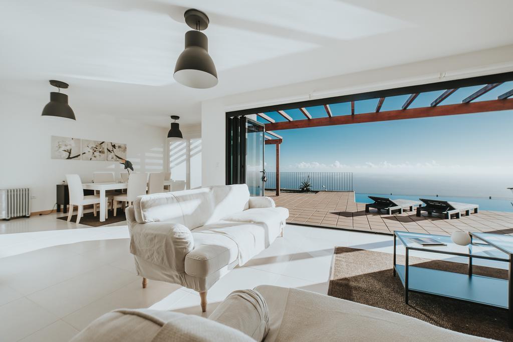Ocean View Villa ฟุงชาล ภายนอก รูปภาพ