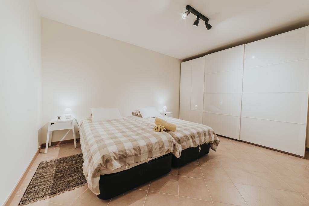 Ocean View Villa ฟุงชาล ภายนอก รูปภาพ